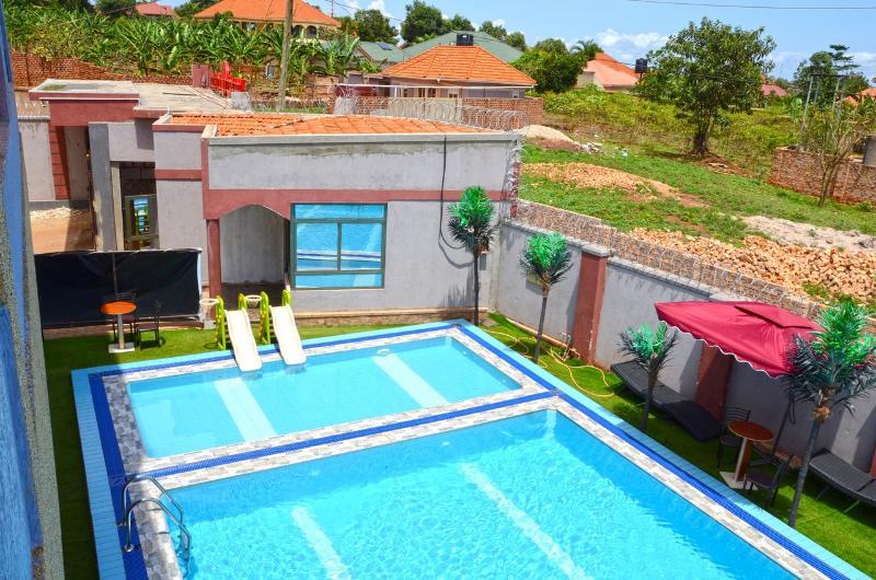 Dianwill Hotel Entebbe Exterior foto